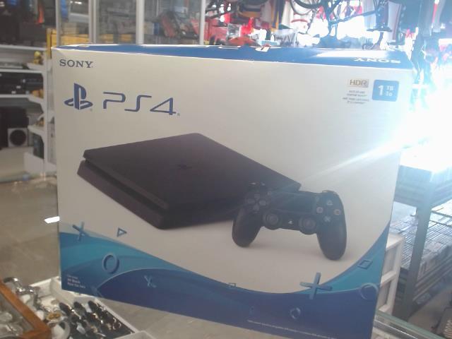 Console ps4 avec manette