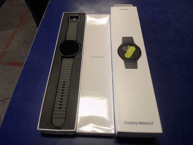 Montre intelligente lte comme neuve