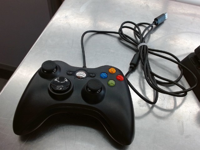 Manette de xbox 360 filaire