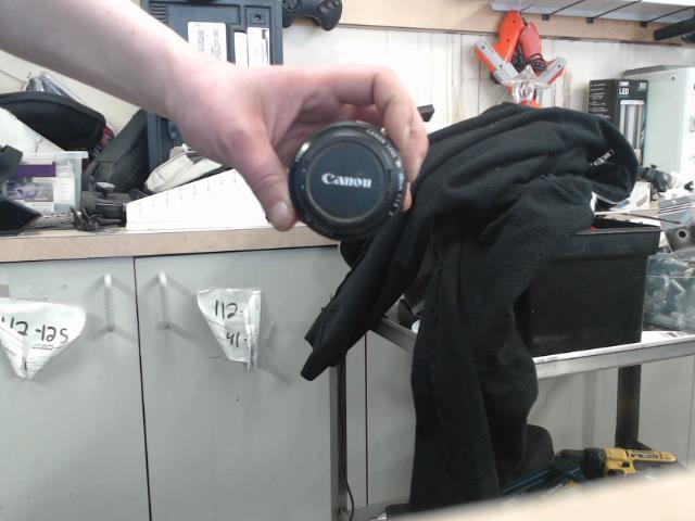 Canon lens