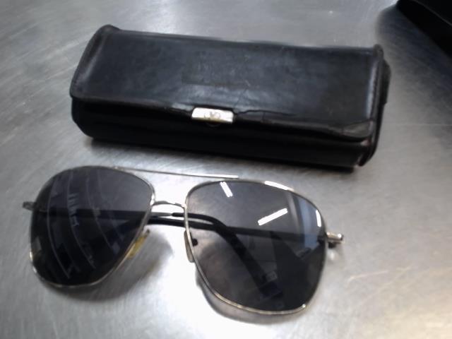 Lunette de soleil+case