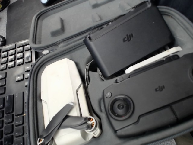 Drone dans case pour piece marche pas