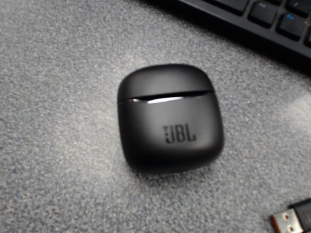 Head phone jbl avec extencion pour orrei