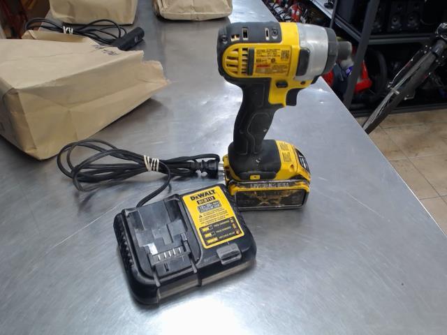 Impact dewalt + batt 5ah + charg