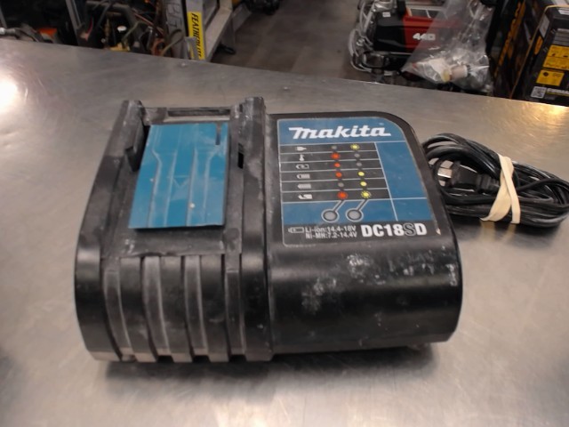 Chargeur makita