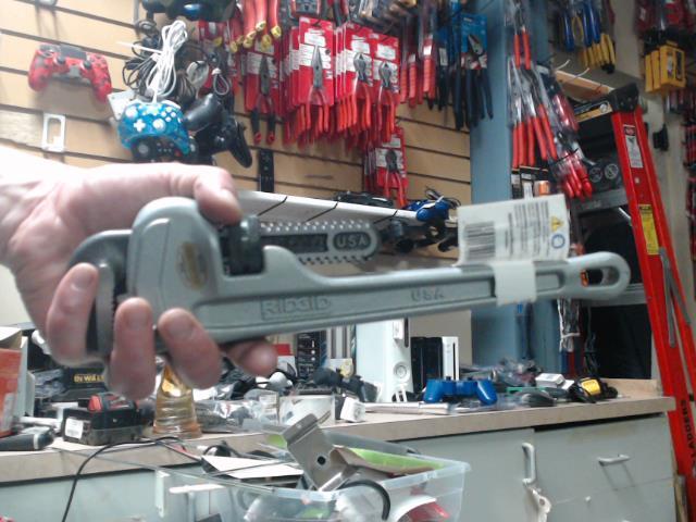 Pipe wrench  alu new