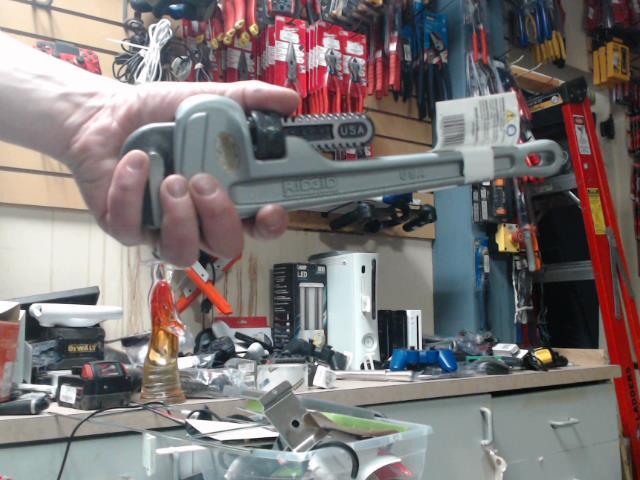 Pipe wrench  alu new