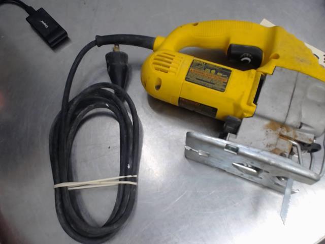 Scie sauteuse dewalt