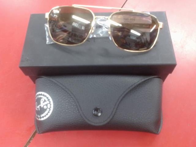 Lunette de soleil polarise neuve+etui