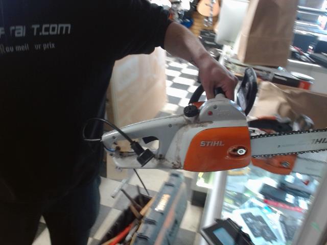 Chainsaw a cable
