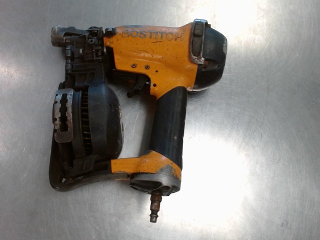 Roofing nailer bostitch