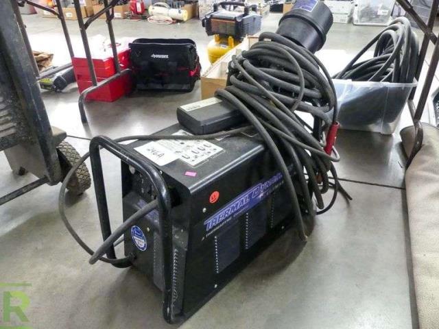 Plasma cutter