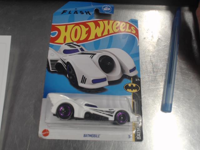 Dc the flash hot wheels batmobile103/250