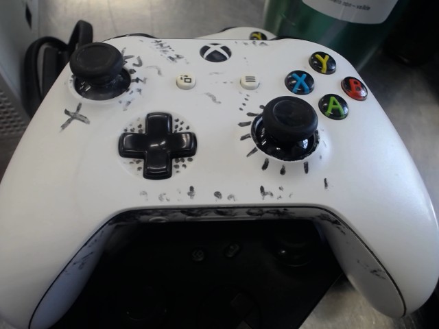 Manette blanche