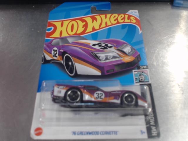 Hotwheels 76 greenwood corvette modified