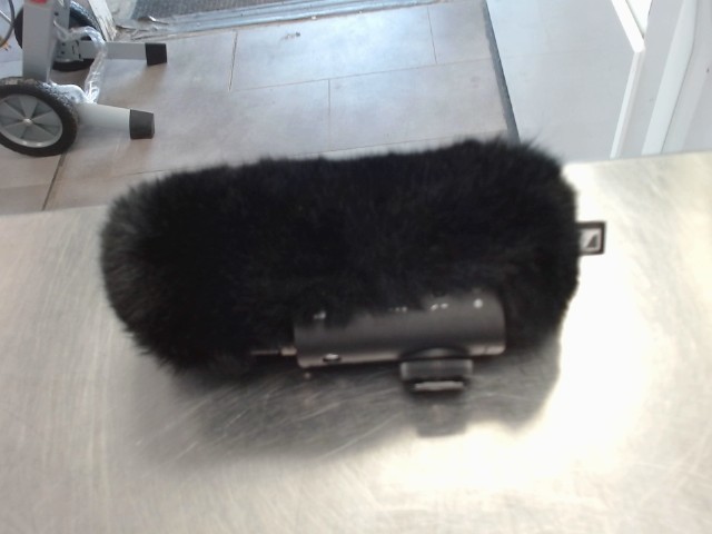 Sennheiser(55$) boya by-mm1(10$)