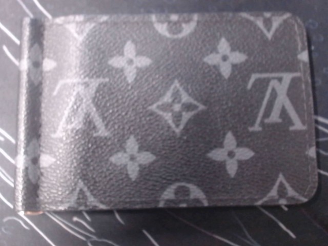 Louis vuitton bifold money clip wallet