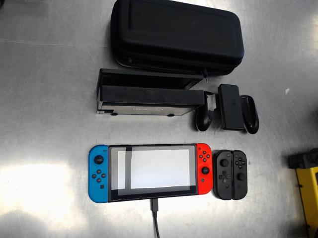 Nintendo switch neon complete+cartouche