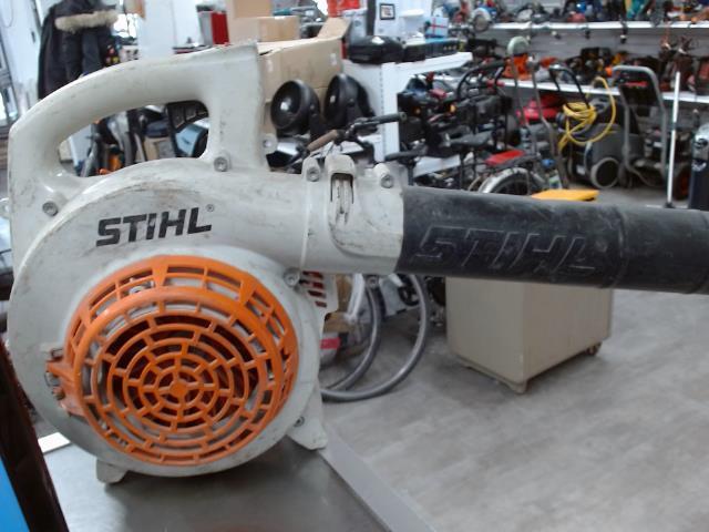 Souffleur de feuilles a gaz portable