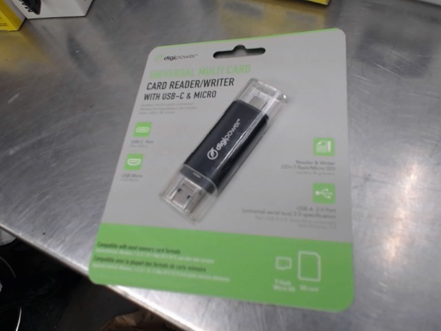 Univedrsal multi card reader/multi