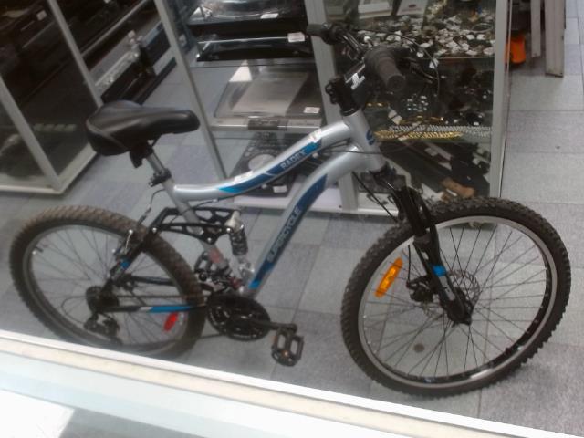 Velo toute neuve