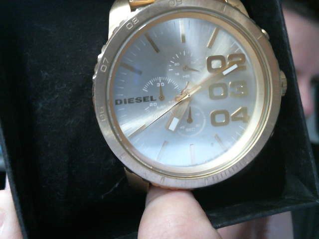 Montre diezel + boitier