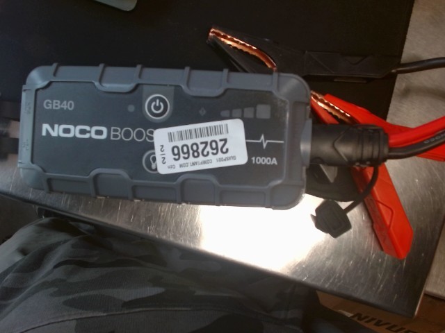 Portable booster 12v 1000a