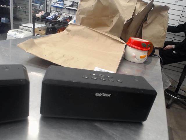 Speaker bluetooth noire