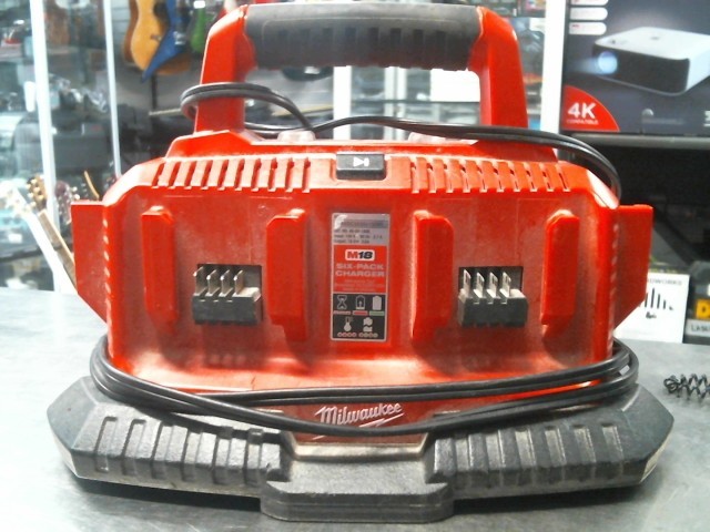 Chargeur 6 pack milwaukee