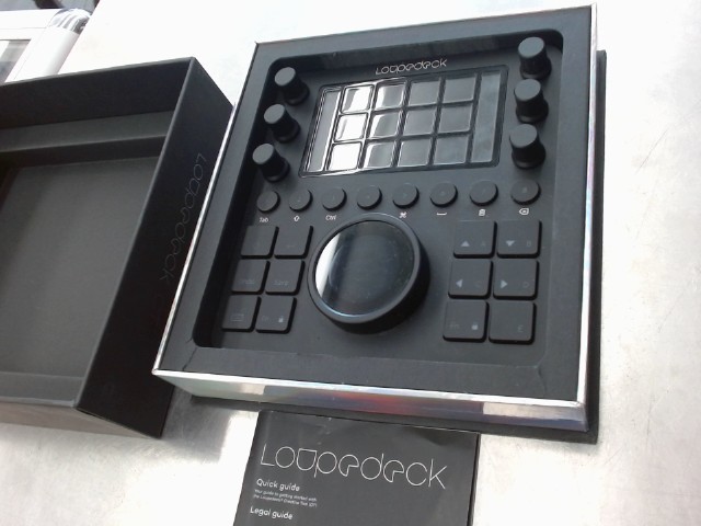 Coustomizable editing console audi/vide
