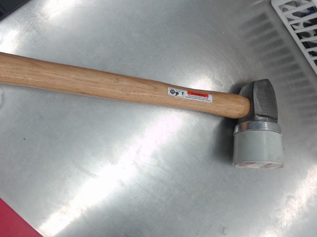 Maillet poign en bois