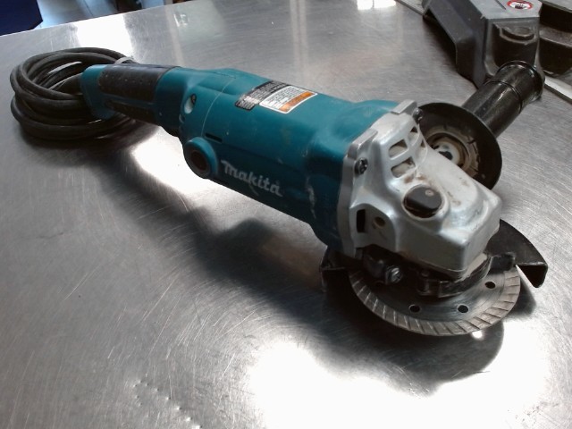 Grinder makita
