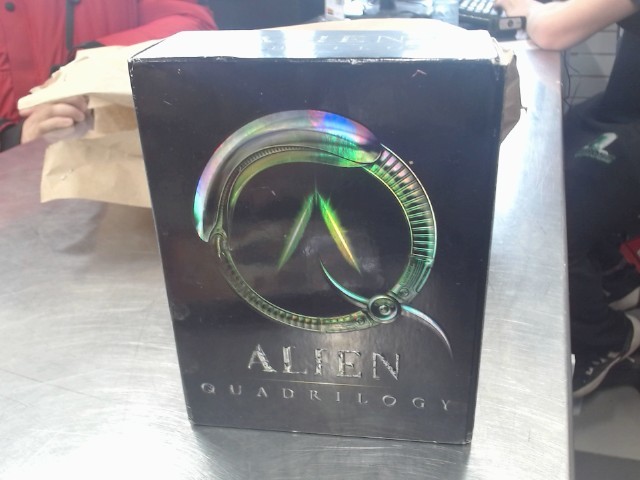 1 saga film alien retour magasin