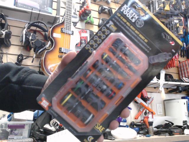 Socket kit