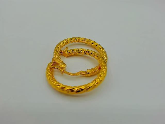 BOUCLES D OREILLES EN OR 10KT