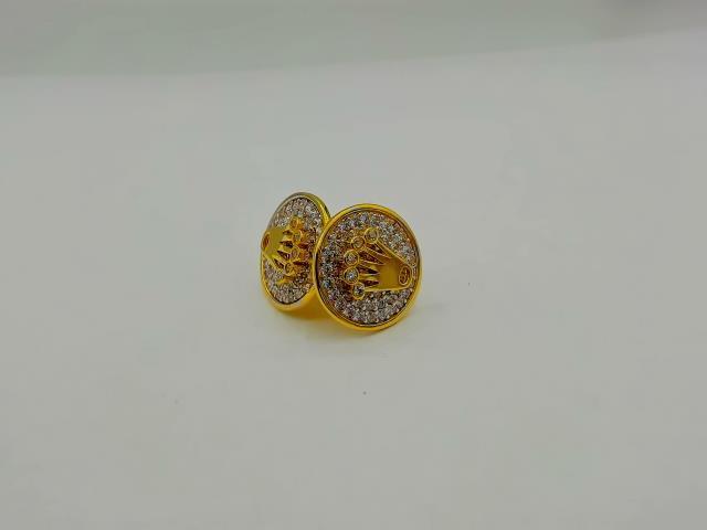 BOUCLES D OREILLES EN OR 10KT NEW 