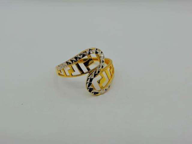 BAGUE EN OR 10KT