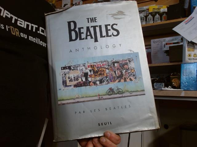Vieux livre des beatles vintage