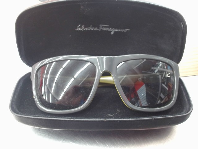 Lunettez de soleil salvatore ferragamo