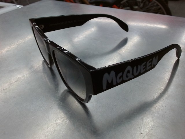 Lunettes de soleil alexander mcqueen