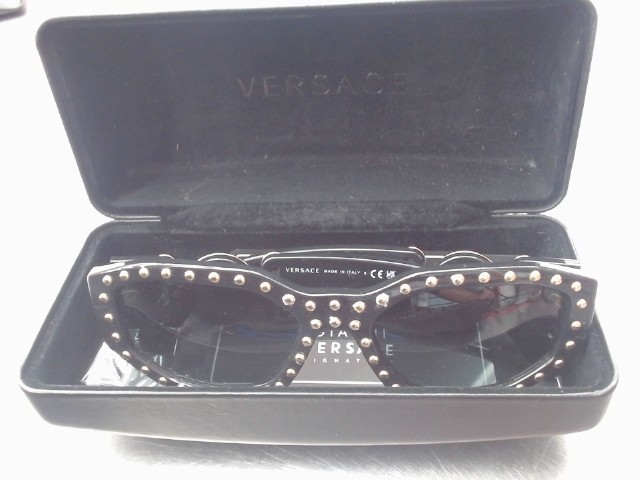 Lunettes de soleilo versace