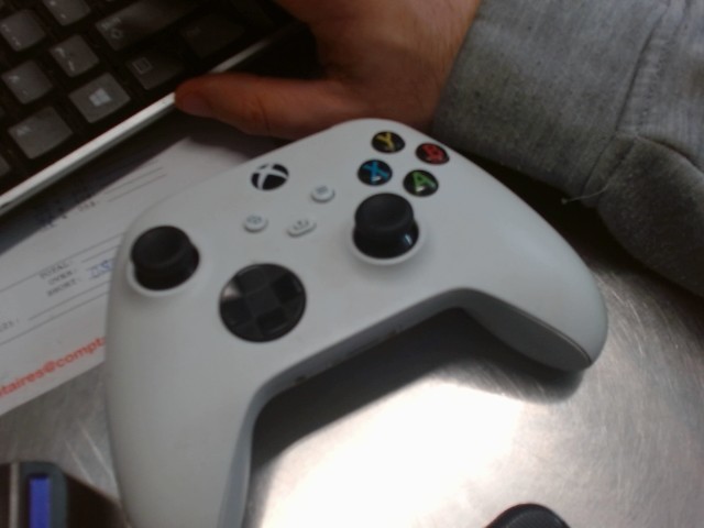 Manette xbox one blanche