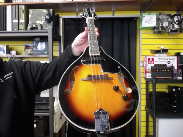 Mandoline avec case souple et capo
