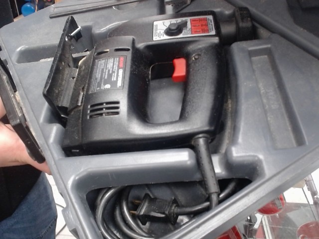 Scie a decouper automatique