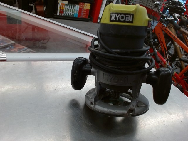 Ryobi router