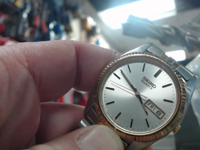 Montre seiko quartz