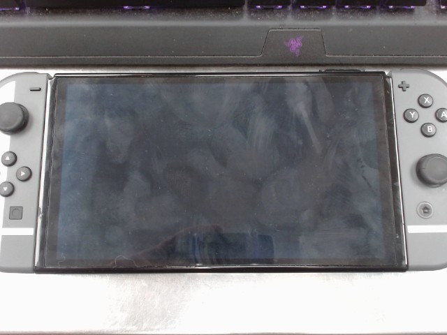 Switch oled avec chargeur