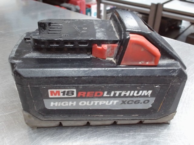 Batterie milwaukee 6amps
