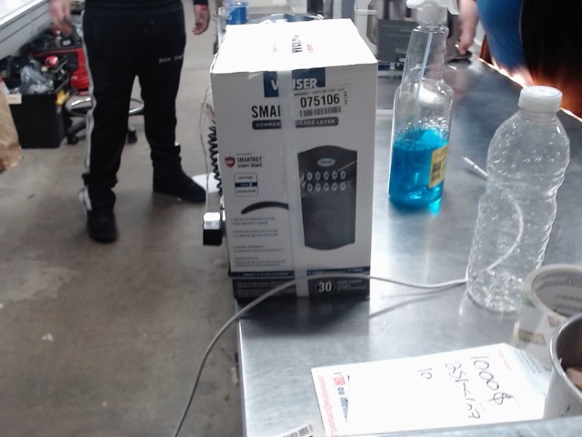 Serrure electrique a levier
