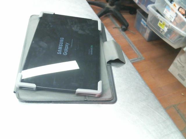Tablette a8 10 pouces avec etui